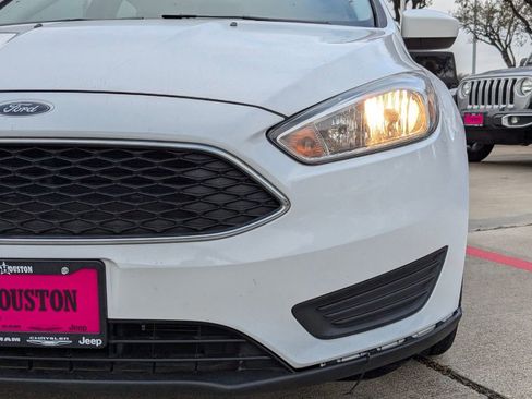 Used 2018 Ford Focus SE image 10