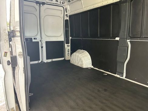 Used 2025 RAM ProMaster 2500 w/ Convenience Group FWD image 26