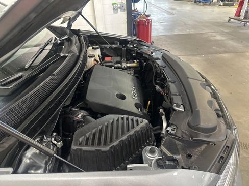 Used 2023 Chevrolet Traverse RS image 49