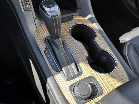 Used 2017 GMC Acadia Denali w/ Technology Package image 28