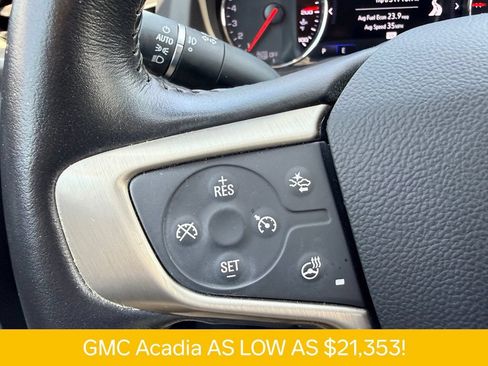 Used 2020 GMC Acadia Denali w/ Technology Package FWD image 29