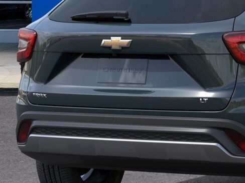 New 2026 Chevrolet Trax LT image 38