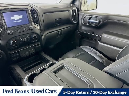 Used 2021 Chevrolet Silverado 1500 RST w/ Convenience Package II AWD/4WD image 31