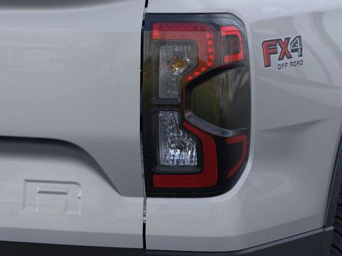 New 2024 Ford Ranger XLT w/ FX4 Off-Road Package image 22