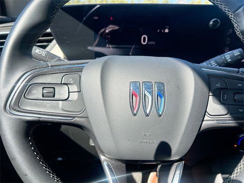 Used 2024 Buick Encore GX Preferred image 17