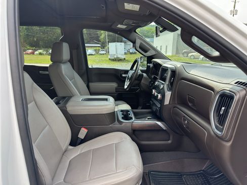 Used 2021 GMC Sierra 1500 SLT w/ SLT Convenience Package AWD/4WD image 13