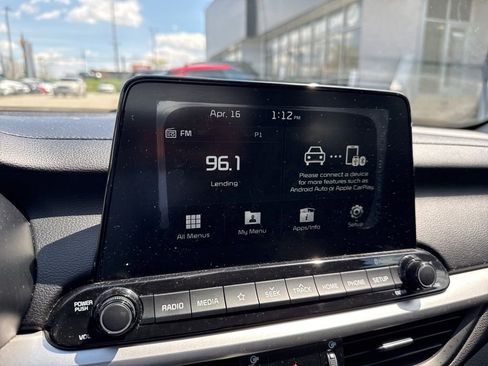 Certified 2019 Kia Forte LXS image 7