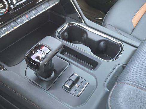 Used 2025 GMC Sierra 1500 AT4 w/ AT4 Premium Package image 22