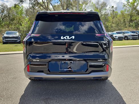 New 2026 Kia EV9 GT-Line image 7