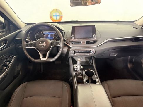 Used 2021 Nissan Altima 2.5 SV FWD image 7