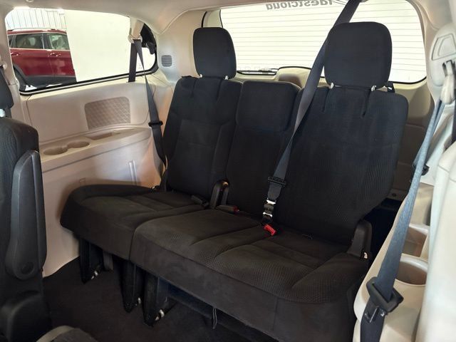 Used 2016 Dodge Grand Caravan SE w/ Quick Order Package 29E SE FWD image 18