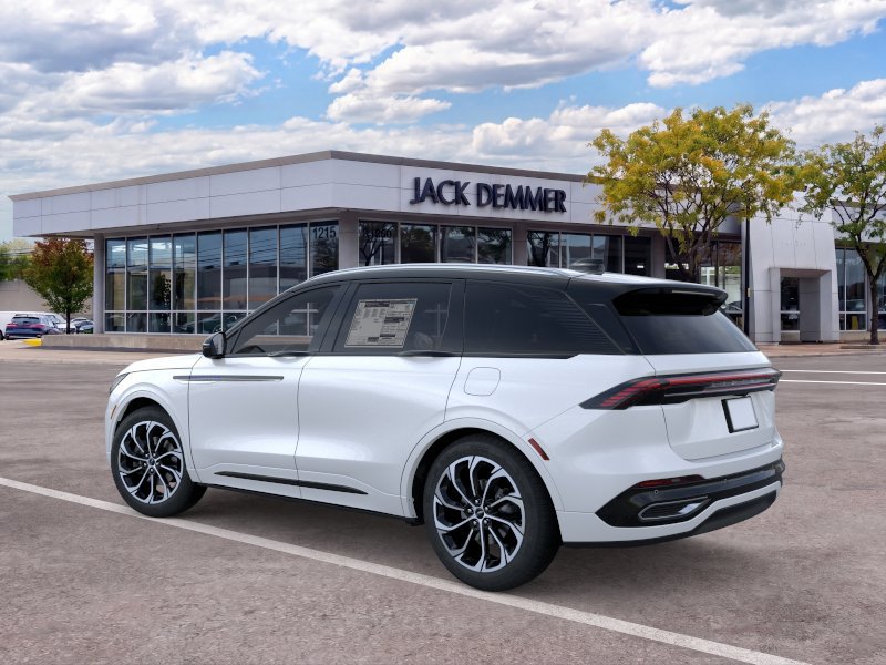 Used 2026 Lincoln Nautilus Reserve AWD/4WD image 4