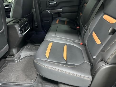 Used 2022 GMC Sierra 2500 AT4 image 45