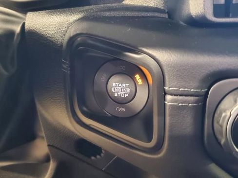 Used 2024 Jeep Wrangler Unlimited Sahara image 32