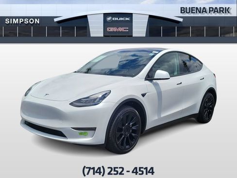 Used 2023 Tesla Model Y Long Range AWD/4WD image 4