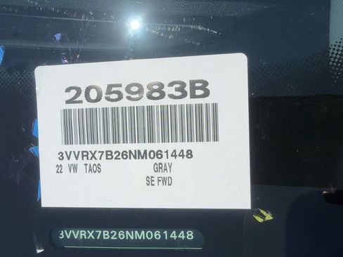 Used 2022 Volkswagen Taos SE FWD image 19