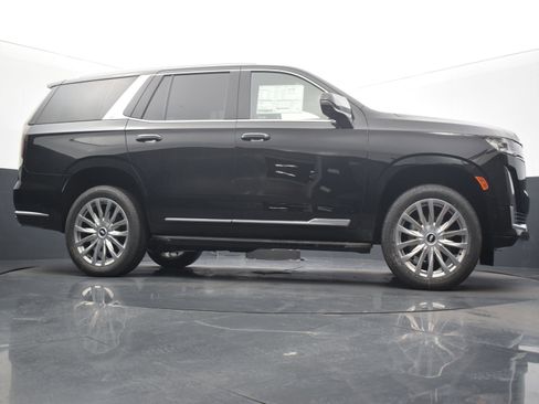 Used 2024 Cadillac Escalade Premium Luxury image 20