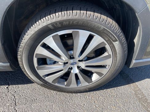 Used 2022 Subaru Ascent Limited AWD/4WD image 22