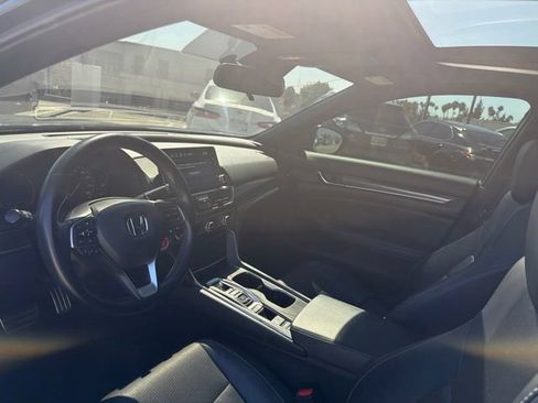 Used 2021 Honda Accord Sport image 3