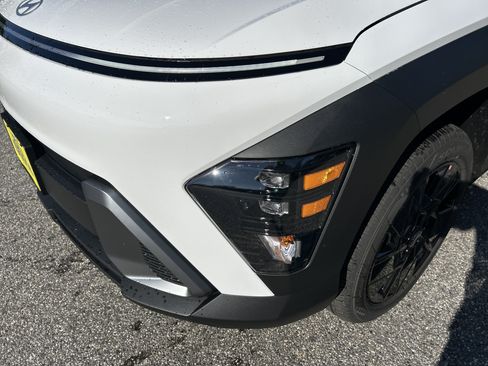 New 2027 Hyundai Kona SEL Sport AWD/4WD image 14