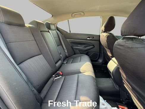 Used 2021 Nissan Altima 2.5 SV FWD image 8