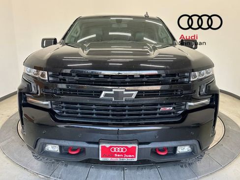 Used 2020 Chevrolet Silverado 1500 LT Trail Boss w/ Midnight Edition image 2