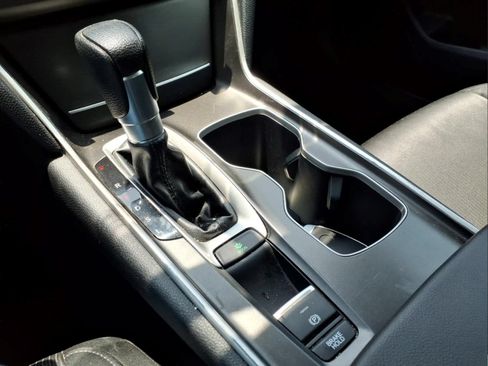 Used 2020 Honda Accord LX image 27