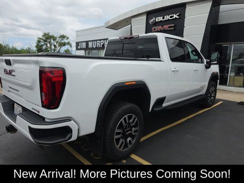 Used 2023 GMC Sierra 2500 AT4 w/ AT4 Preferred Package AWD/4WD image 2
