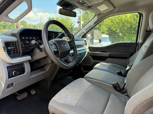 Used 2023 Ford F250 XLT image 8