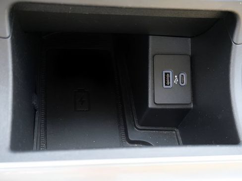 Used 2024 Ford Edge SEL w/ Convenience Package AWD/4WD image 24