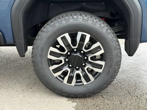 New 2026 GMC Sierra 2500 Denali Ultimate AWD/4WD image 26