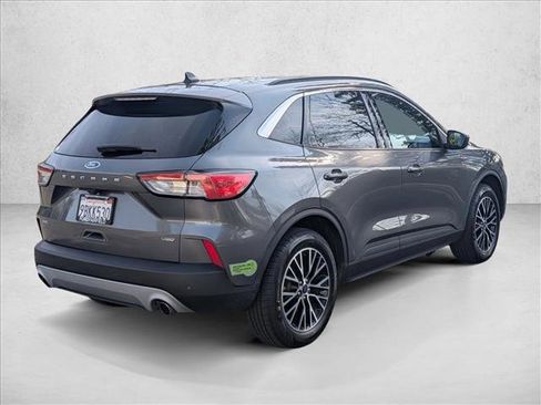 Used 2022 Ford Escape SEL w/ Technology Package image 5