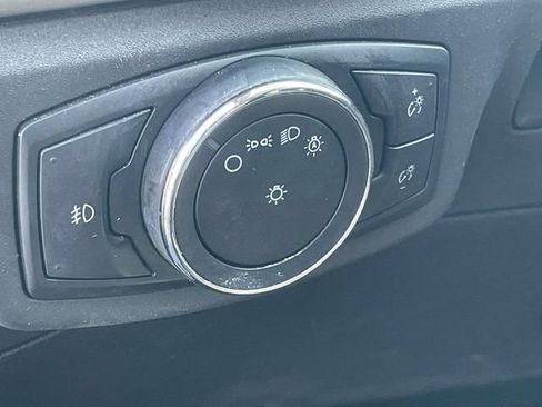 Used 2014 Ford Fusion SE w/ Equipment Group 202A FWD image 18