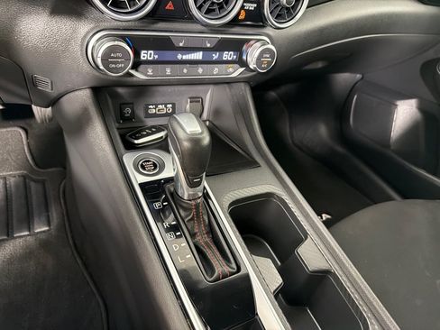 Used 2025 Nissan Sentra SR w/ Midnight Edition FWD image 17