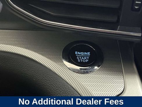 Used 2022 Ford Explorer XLT w/ Equipment Group 202A RWD image 36