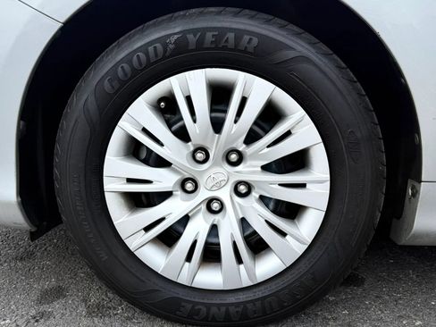 Used 2014 Toyota Camry LE FWD image 45