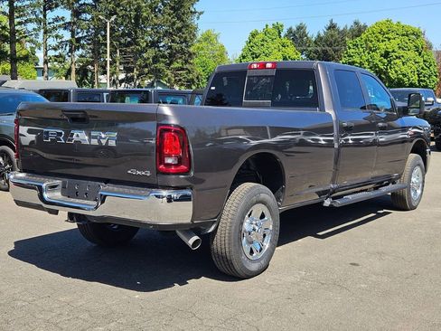 New 2026 RAM 2500 Tradesman AWD/4WD image 7