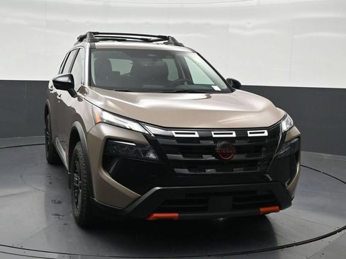 Used 2025 Nissan Rogue SV w/ Rock Creek Premium Package AWD/4WD image 8