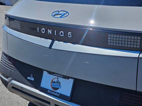 Used 2024 Hyundai Ioniq 5 SEL RWD image 13