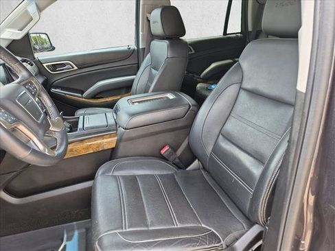 Used 2017 GMC Yukon Denali w/ Open Road Package RWD image 12