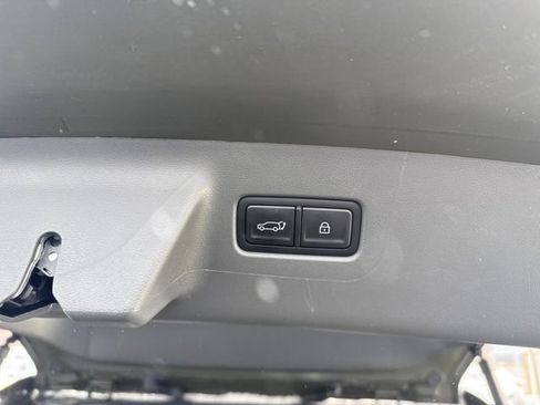 Certified 2025 Hyundai Santa Fe SEL image 46