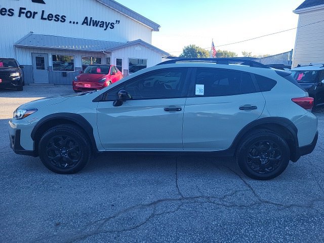 Used 2023 Subaru Crosstrek 2.0i Premium w/ Special Edition AWD/4WD image 22