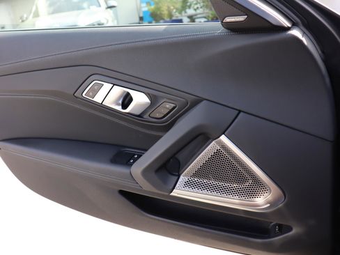 Used 2025 BMW Z4 M40i w/ Premium Package image 18