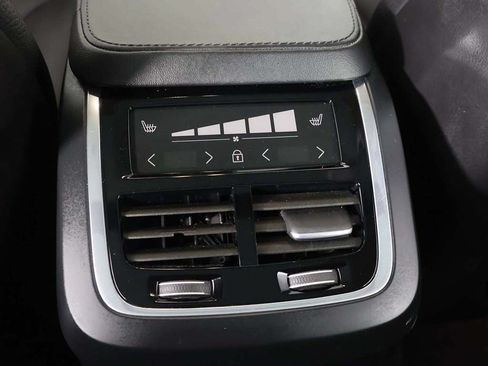 Used 2025 Volvo XC90 B5 Plus AWD/4WD image 55