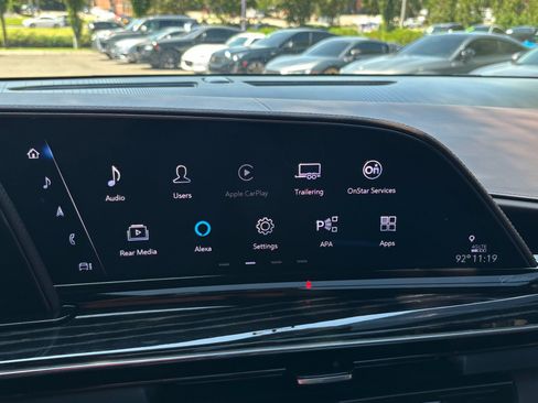 Used 2023 Cadillac Escalade ESV V AWD/4WD image 49