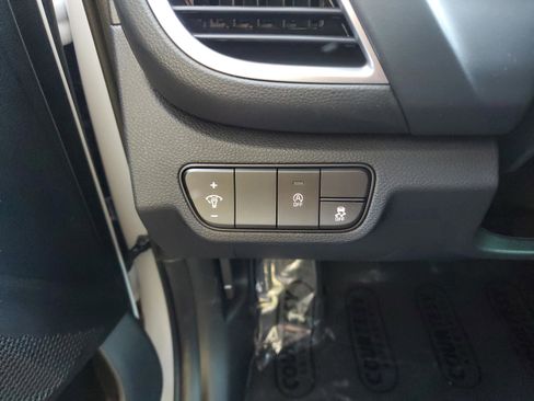 New 2026 Kia Seltos EX FWD image 30