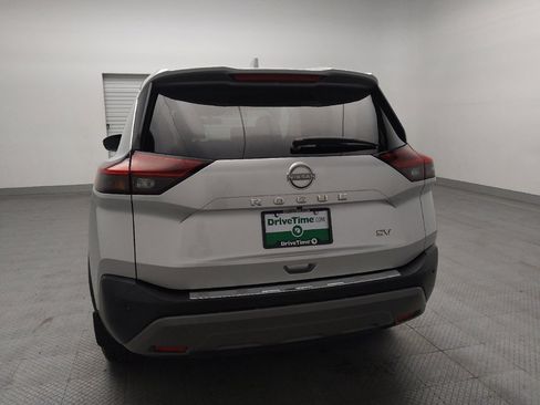 Used 2022 Nissan Rogue SV FWD image 6