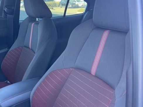 Used 2025 Toyota Corolla SE image 11