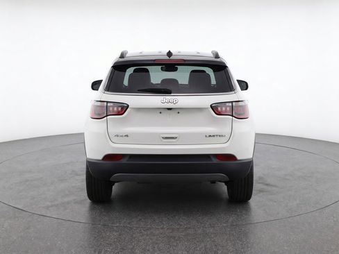 Used 2025 Jeep Compass Limited AWD/4WD image 7