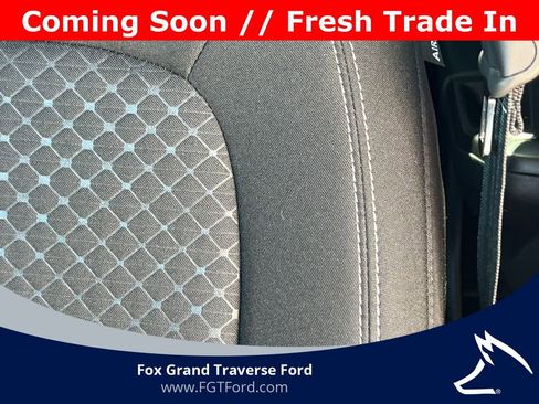 Certified 2025 Ford Escape Active AWD/4WD image 9